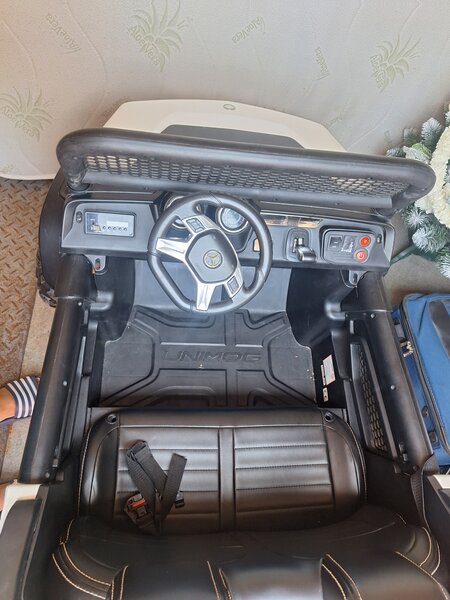 Masina electrica 4×4, 2 locuri pentru copii